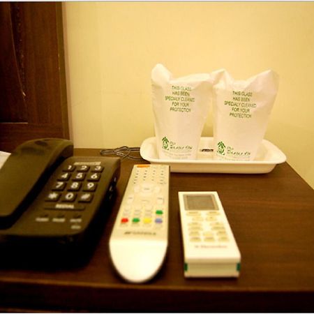 Hotel Darbar View Amritsar Exteriör bild