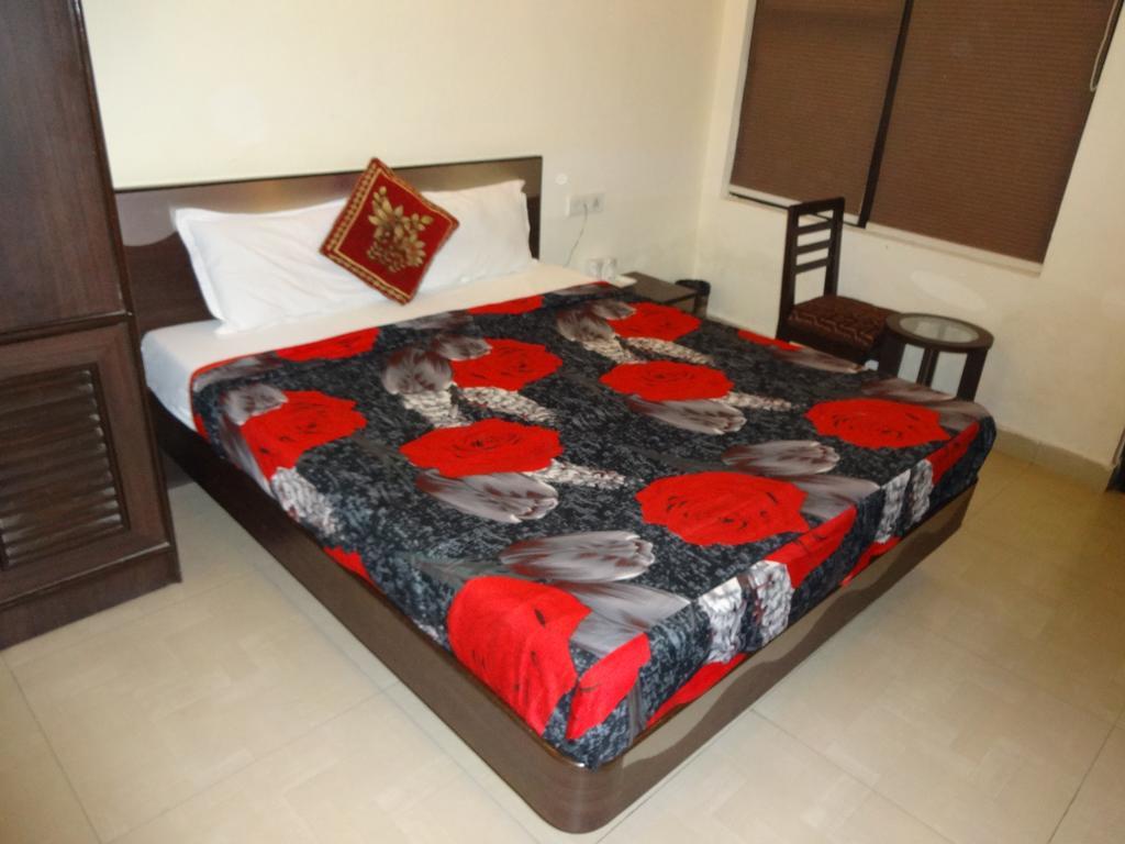 Hotel Darbar View Amritsar Rum bild