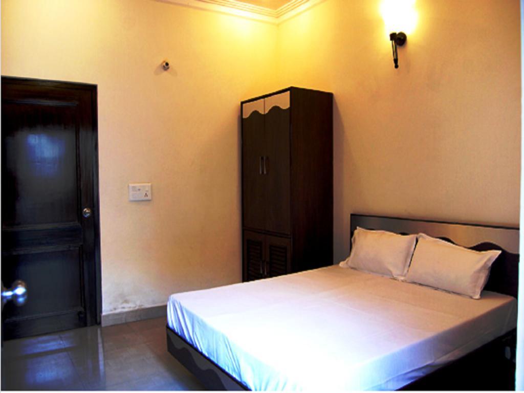 Hotel Darbar View Amritsar Exteriör bild